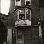 Victor Musgrave; unidentified woman by Ida Kar, 2 1/4 inch square film negative, circa 1949